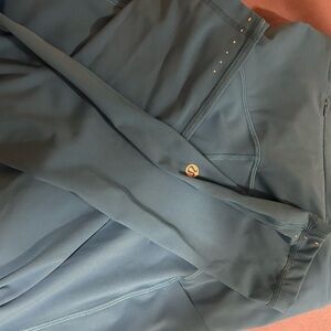 Lululemon Blue Leggings with Side Pockets